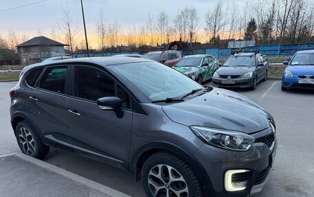 Renault Kaptur I рестайлинг, 2017 год, 1 550 000 рублей, 1 фотография