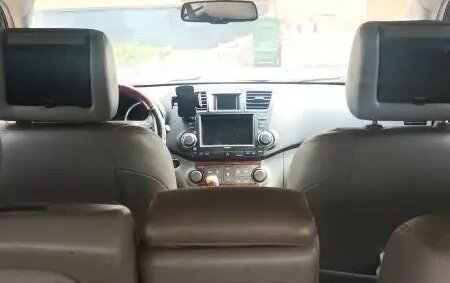 Toyota Highlander III, 2008 год, 1 400 000 рублей, 21 фотография