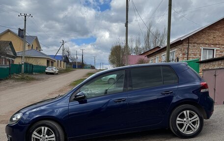 Volkswagen Golf VI, 2012 год, 800 000 рублей, 2 фотография