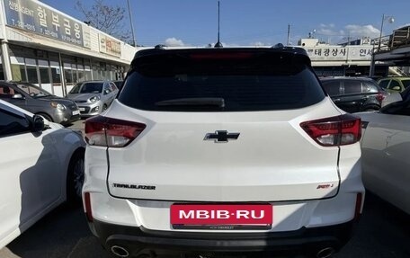 Chevrolet TrailBlazer, 2023 год, 1 840 000 рублей, 3 фотография