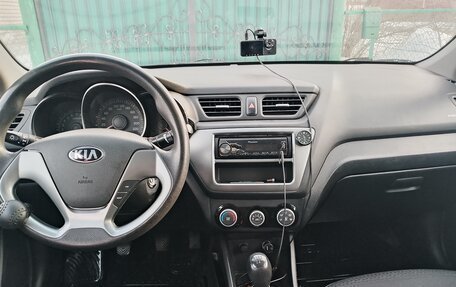 KIA Rio III рестайлинг, 2016 год, 920 000 рублей, 12 фотография