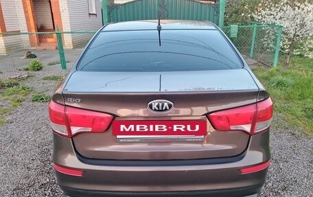 KIA Rio III рестайлинг, 2016 год, 920 000 рублей, 3 фотография