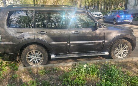 Mitsubishi Pajero IV, 2014 год, 2 480 000 рублей, 4 фотография
