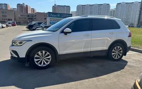 Volkswagen Tiguan II, 2021 год, 3 800 000 рублей, 4 фотография