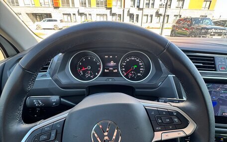 Volkswagen Tiguan II, 2021 год, 3 800 000 рублей, 10 фотография