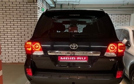 Toyota Land Cruiser 200, 2013 год, 3 600 000 рублей, 18 фотография