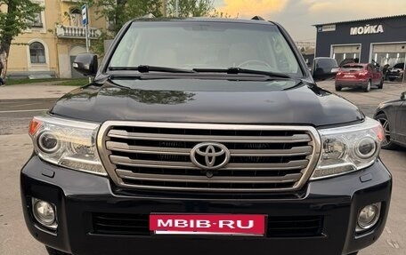 Toyota Land Cruiser 200, 2013 год, 3 600 000 рублей, 28 фотография