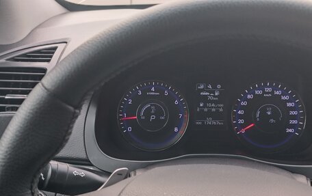 Hyundai i40 I рестайлинг, 2015 год, 1 250 000 рублей, 9 фотография