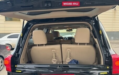 Toyota Land Cruiser 200, 2013 год, 3 600 000 рублей, 40 фотография
