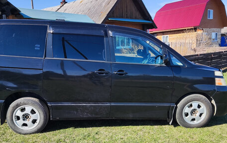 Toyota Voxy II, 2006 год, 1 060 000 рублей, 7 фотография