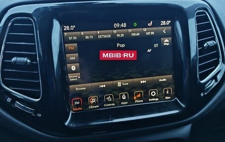 Jeep Compass II, 2019 год, 2 500 000 рублей, 7 фотография