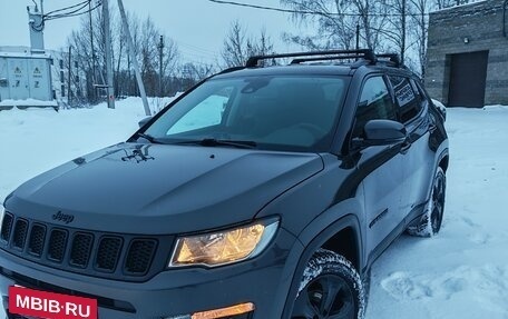 Jeep Compass II, 2019 год, 2 500 000 рублей, 4 фотография