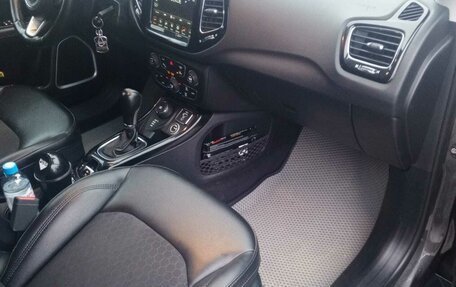 Jeep Compass II, 2019 год, 2 500 000 рублей, 13 фотография