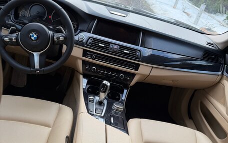 BMW 5 серия, 2015 год, 2 350 000 рублей, 18 фотография