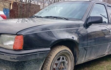 Opel Kadett E рестайлинг, 1991 год, 65 000 рублей, 4 фотография