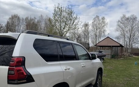 Toyota Land Cruiser Prado 150 рестайлинг 2, 2019 год, 5 450 000 рублей, 3 фотография
