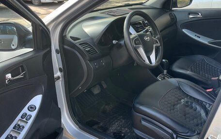 Hyundai Solaris II рестайлинг, 2013 год, 510 000 рублей, 9 фотография