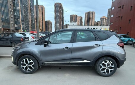 Renault Kaptur I рестайлинг, 2017 год, 1 550 000 рублей, 2 фотография