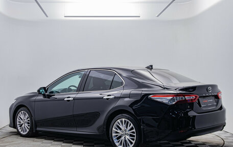 Toyota Camry, 2021 год, 2 988 000 рублей, 3 фотография