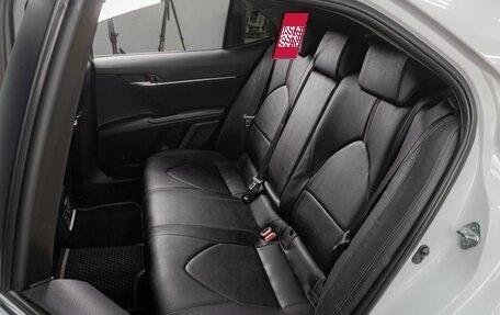 Toyota Camry, 2021 год, 3 199 000 рублей, 9 фотография