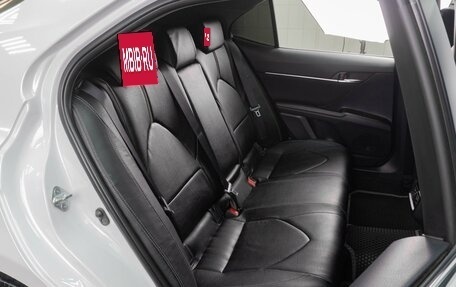 Toyota Camry, 2021 год, 3 199 000 рублей, 7 фотография