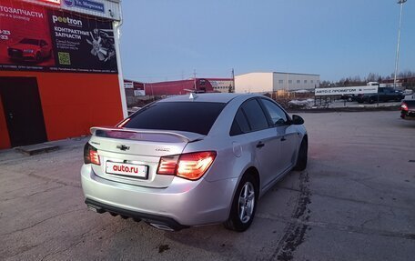 Chevrolet Cruze II, 2009 год, 510 000 рублей, 3 фотография