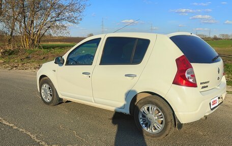 Renault Sandero I, 2013 год, 550 000 рублей, 4 фотография