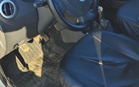 Renault Sandero I, 2013 год, 550 000 рублей, 11 фотография