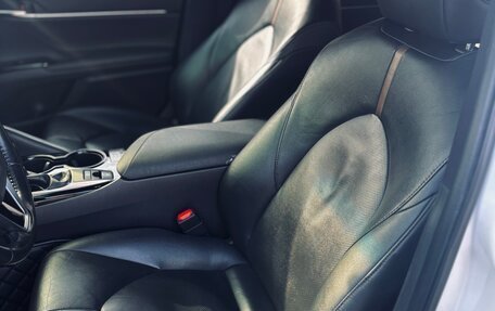 Toyota Camry, 2018 год, 2 450 000 рублей, 12 фотография