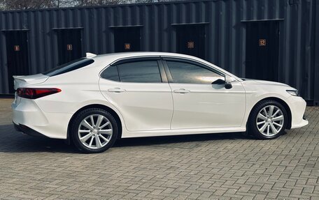 Toyota Camry, 2018 год, 2 450 000 рублей, 9 фотография