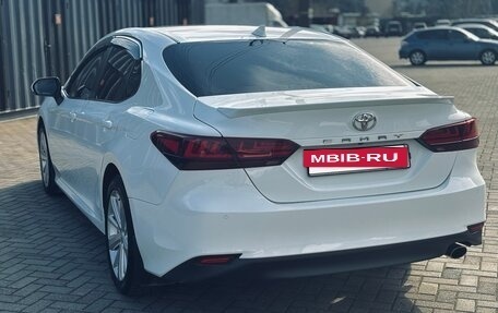 Toyota Camry, 2018 год, 2 450 000 рублей, 10 фотография