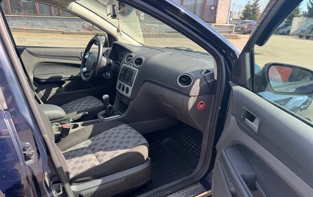 Ford Focus II рестайлинг, 2006 год, 320 000 рублей, 13 фотография