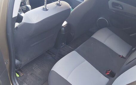 Chevrolet Cruze II, 2014 год, 970 000 рублей, 8 фотография
