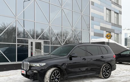BMW X7, 2020 год, 7 500 000 рублей, 28 фотография