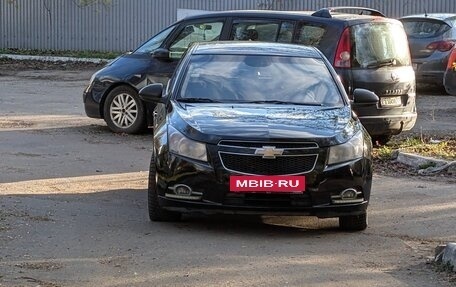 Chevrolet Cruze II, 2012 год, 700 000 рублей, 4 фотография