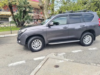 Toyota Land Cruiser Prado 150 рестайлинг, 2016 год, 3 800 000 рублей, 1 фотография