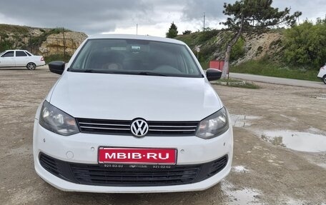 Volkswagen Polo VI (EU Market), 2012 год, 830 000 рублей, 1 фотография