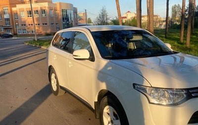 Mitsubishi Outlander III рестайлинг 3, 2013 год, 1 320 000 рублей, 1 фотография