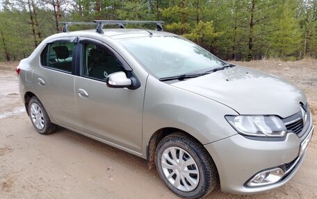 Renault Logan II, 2015 год, 600 000 рублей, 5 фотография
