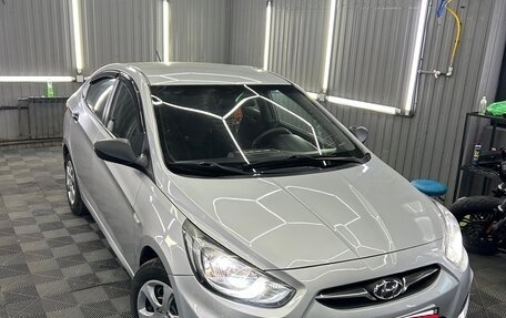 Hyundai Solaris II рестайлинг, 2012 год, 790 000 рублей, 2 фотография