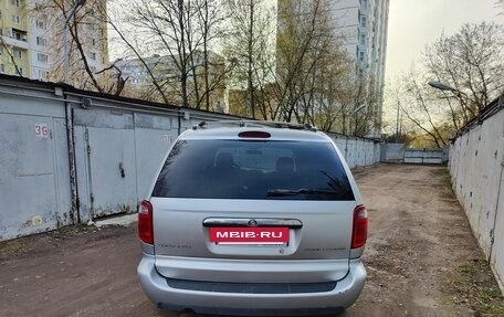 Chrysler Town & Country IV, 2005 год, 550 000 рублей, 5 фотография