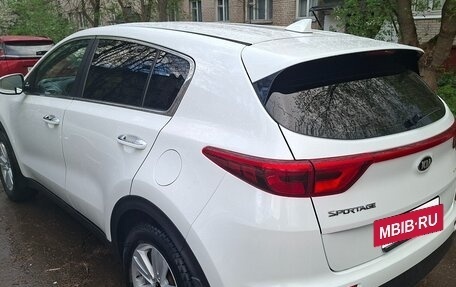 KIA Sportage IV рестайлинг, 2018 год, 1 800 000 рублей, 4 фотография