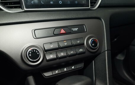 KIA Sportage IV рестайлинг, 2017 год, 2 099 000 рублей, 17 фотография