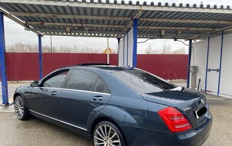 Mercedes-Benz S-Класс, 2006 год, 1 100 000 рублей, 2 фотография