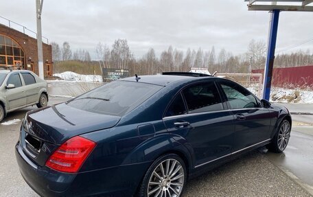 Mercedes-Benz S-Класс, 2006 год, 1 100 000 рублей, 4 фотография