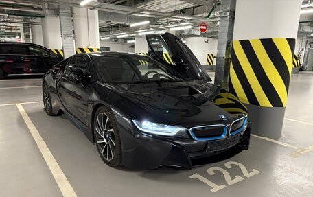 BMW i8 I рестайлинг, 2015 год, 6 375 000 рублей, 16 фотография