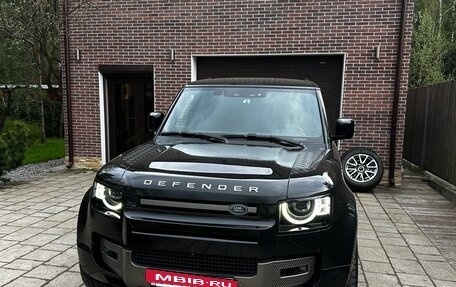 Land Rover Defender II, 2021 год, 8 500 000 рублей, 2 фотография