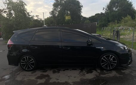 Toyota Prius Alpha I (ZVW40/41), 2017 год, 1 800 000 рублей, 4 фотография