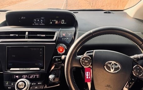Toyota Prius Alpha I (ZVW40/41), 2017 год, 1 800 000 рублей, 8 фотография