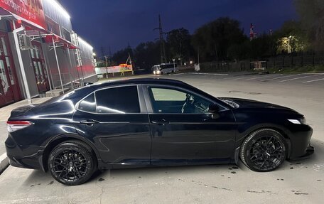 Toyota Camry, 2018 год, 2 400 000 рублей, 10 фотография
